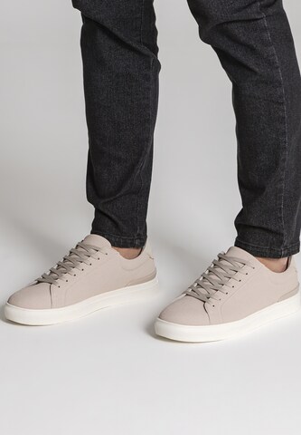 Gianni Kavanagh Sneaker in Beige