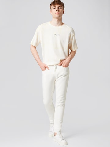 ABOUT YOU x Alvaro Soler Regular Jeans 'Enrico' in Weiß