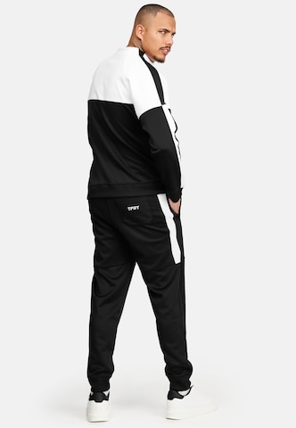 trueprodigy Regular Cargo Pants ' Francys' in Black