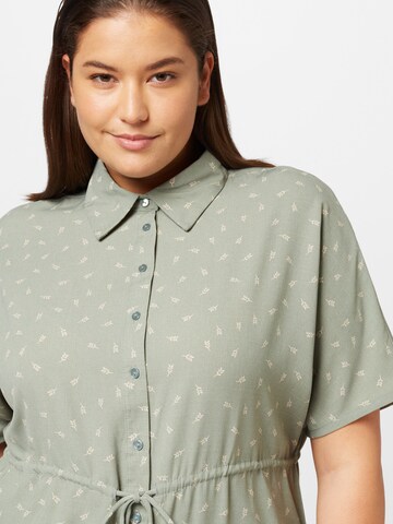 Rochie tip bluză 'NEW CORIS' de la ONLY Carmakoma pe verde