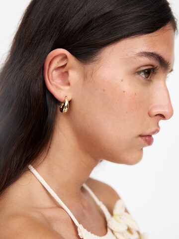 Pull&Bear Ohrringe in Gold