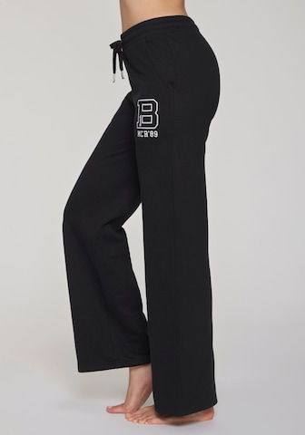 BENCH Wide leg Pants in Black