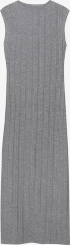 Pull&Bear Kleid in Grau: predná strana