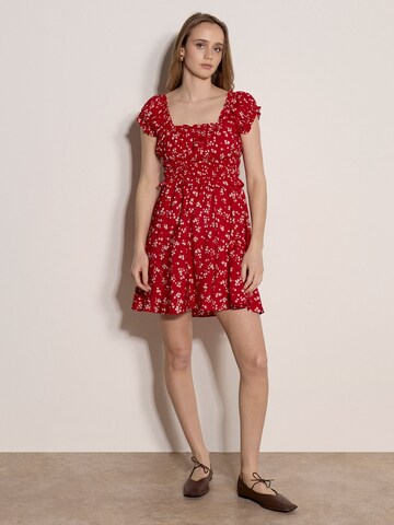Apricot Jurk ' ' in Rood