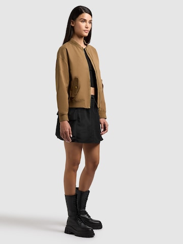 khujo - Chaqueta de entretiempo 'INIE' en verde