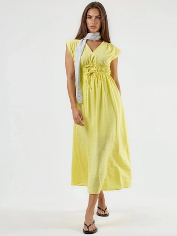 Robe Busem en jaune