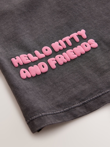 Next - Camiseta 'Hello Kitty' en gris