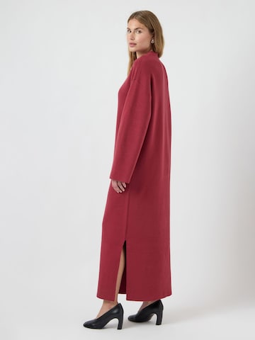 Abito di YAS in rosso