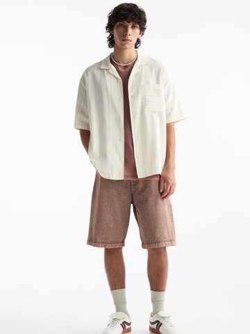 Pull&Bear Comfort fit Button Up Shirt in White