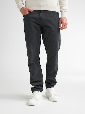 Petrol Industries Tapered Jeans in Schwarz: Vorderseite