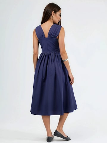 Robe Busem en bleu