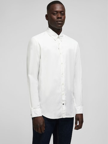 HECHTER PARIS Regular fit Button Up Shirt in White: front