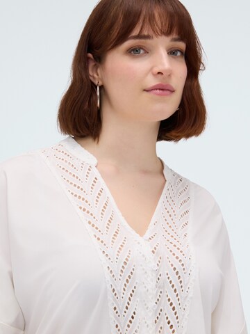 Fiorella Rubino Blouse in White