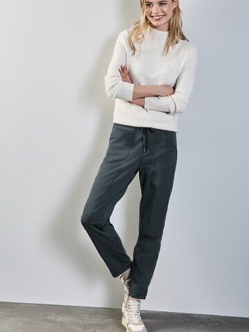 STREET ONE Loose fit Chino trousers 'Bonny' in Green