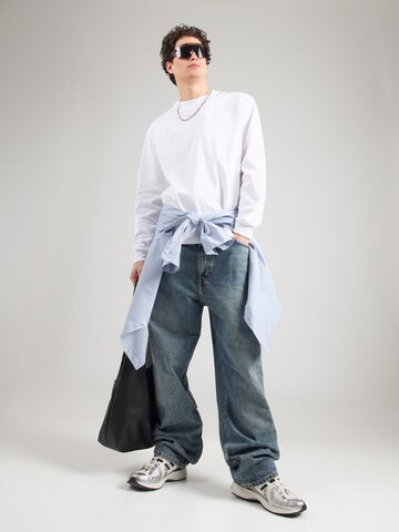 T-Shirt WEEKDAY en blanc