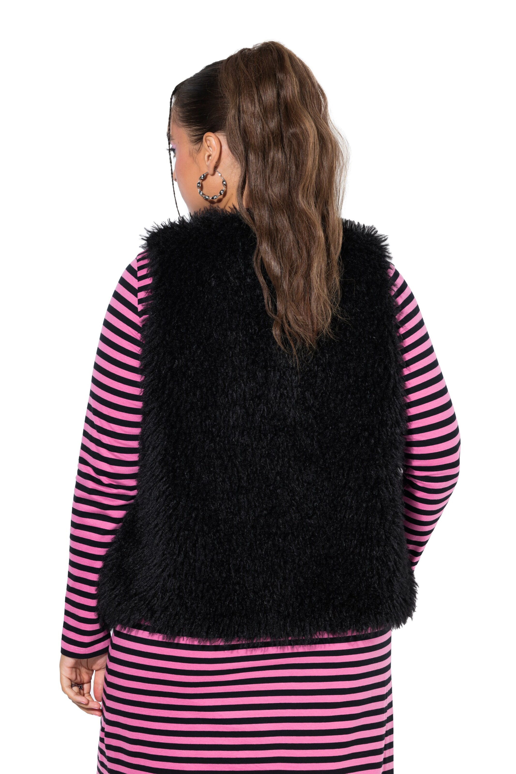 Studio Untold Vest in Black