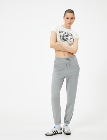 Koton Tapered Broek in Grijs