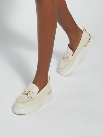 Chaussure basse 'Glide' Dune LONDON en beige