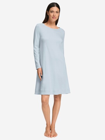 Hanro Nachthemd ' Pilar ' in Blauw: voorkant