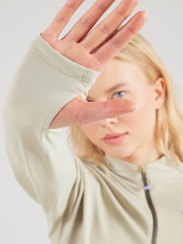 ASICS Performance Shirt 'NAGINO' in Green