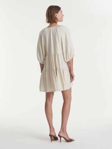 EDITED Dress 'Aamu' in Beige