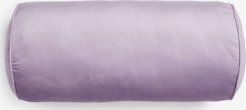 ESSENZA Pillow 'Dailah' in Purple: front