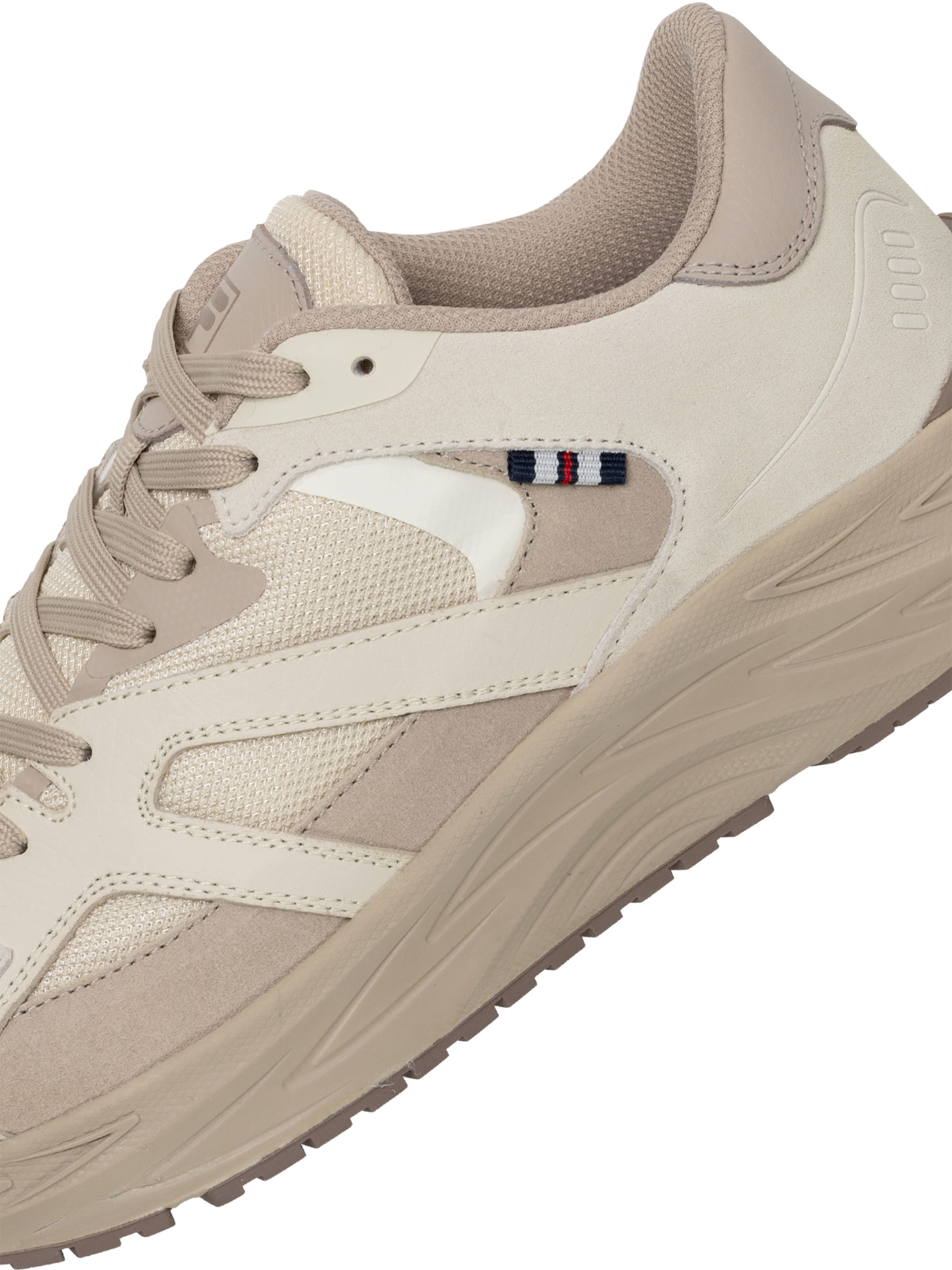 FILA Σνίκερ χαμηλό 'Neon' σε λευκό