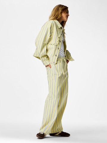 PIECES Tønde Jeans 'PCBillo' i beige