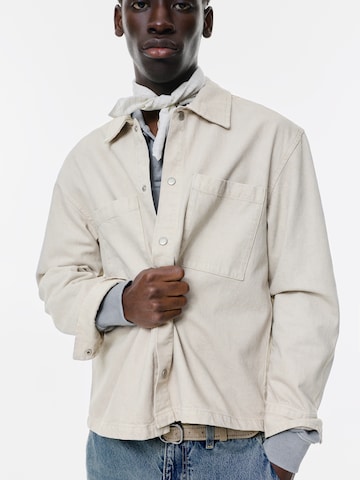 Veste mi-saison Pull&Bear en gris