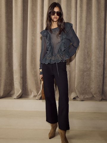 Flared Pantaloni di Bhoem in nero