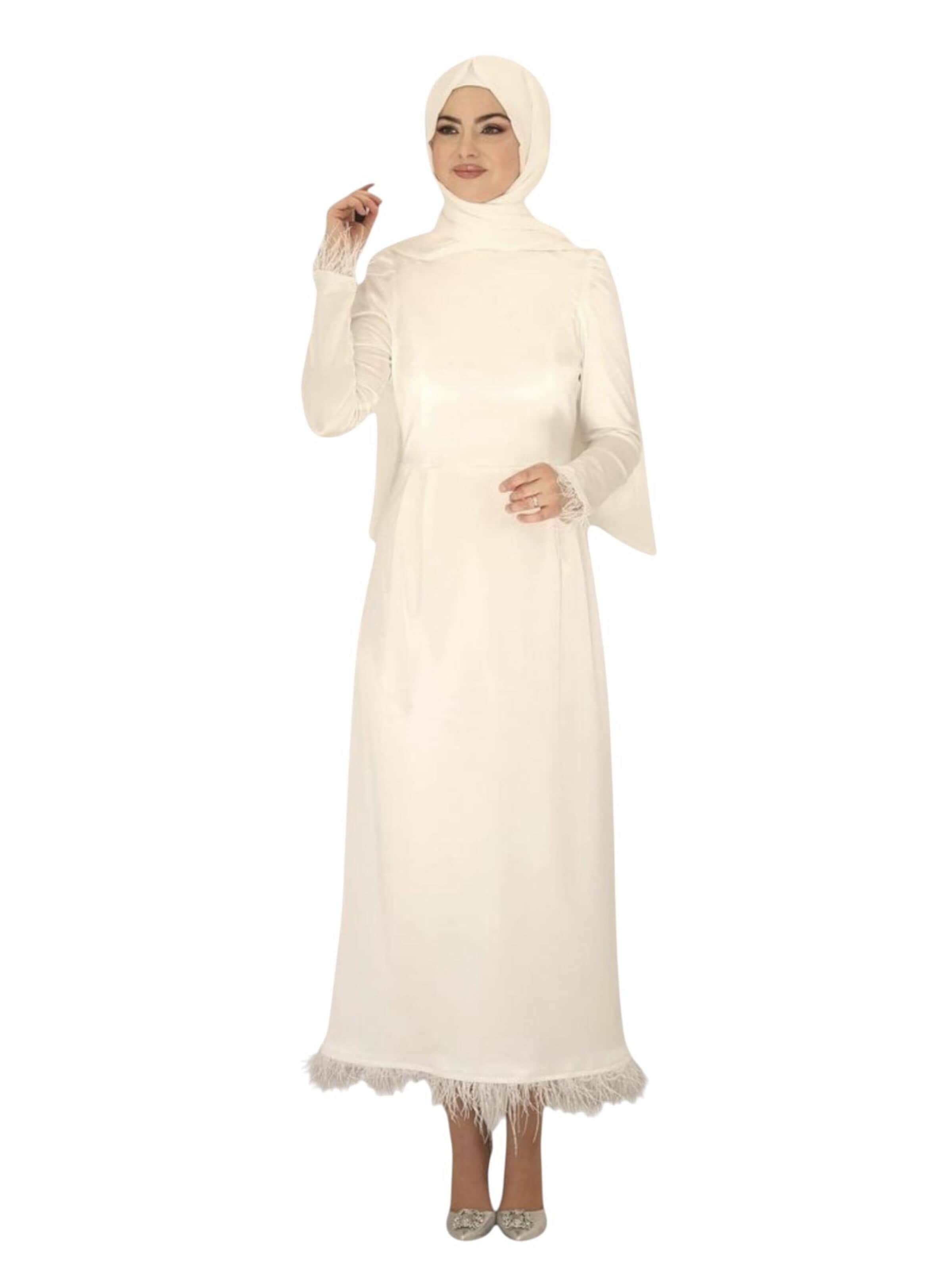 fashionshowcase Evening Dress 'Feather Grace' in White