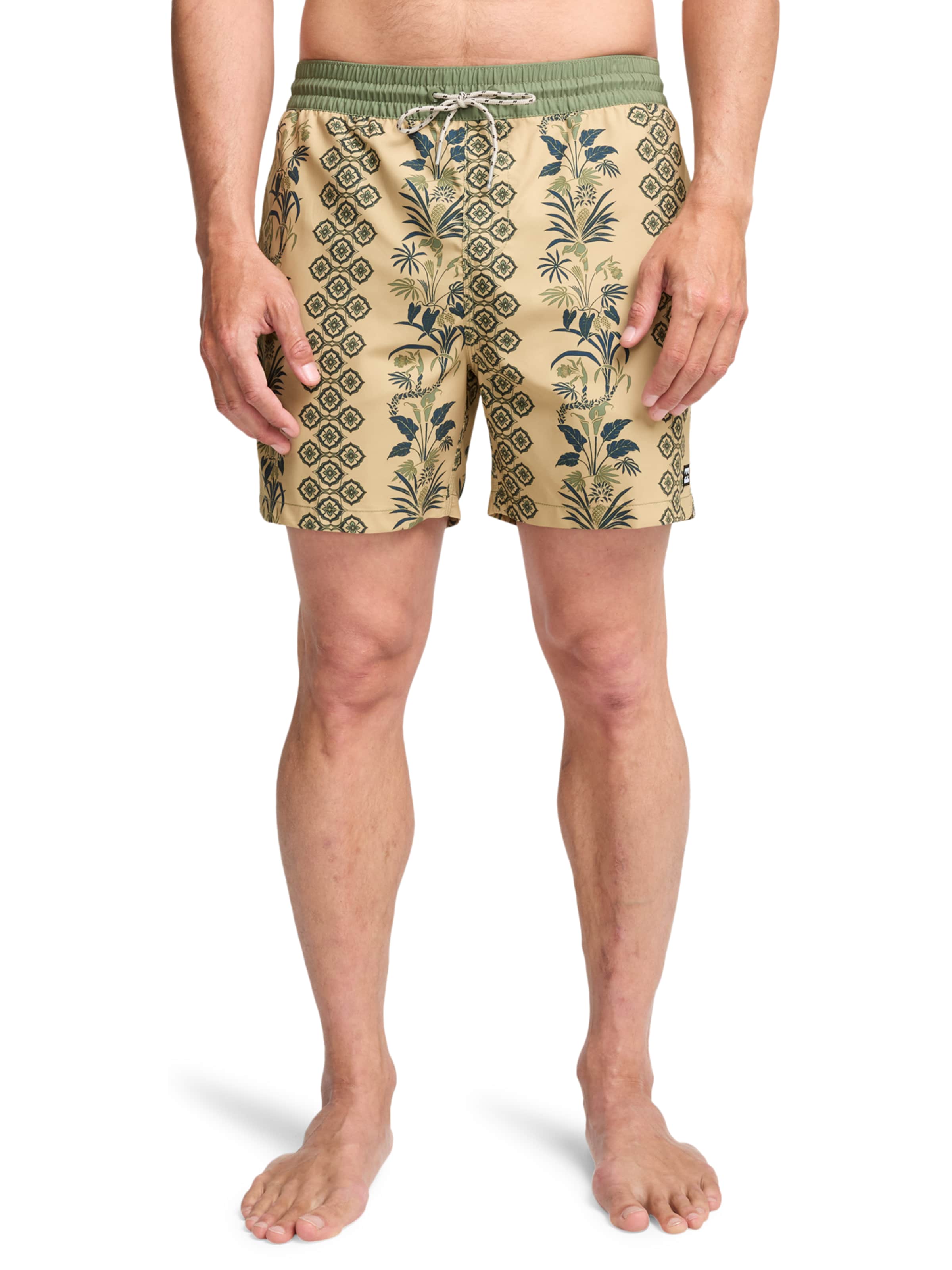 BILLABONG Board Shorts 'Vacay' in Green: front