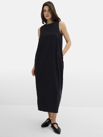 bonprix Kleid in Schwarz: Vorderseite