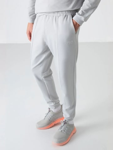 Tommy Life Sweat suit in Grey