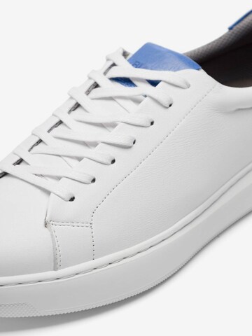 Bianco Sneakers laag 'GARY ' in Wit