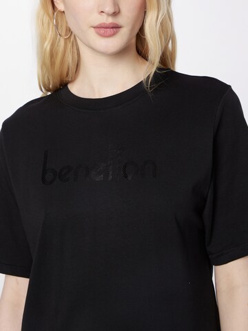 UNITED COLORS OF BENETTON T-Shirt in Schwarz