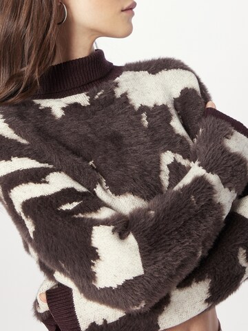 Pull-over Nasty Gal en marron