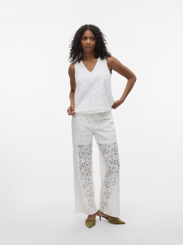 VERO MODA Loosefit Broek 'VMHoney' in Wit