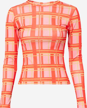 Warehouse Shirt in Roze: voorkant