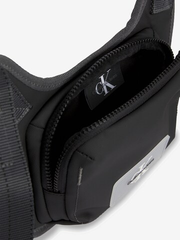 Calvin Klein Jeans Tasche 'PARK CULTURE' in Schwarz