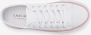 LASCANA Sneakers in White