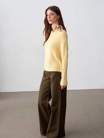 Pull-over 'Pullover' Dilvin en jaune