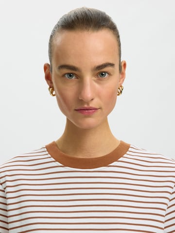 SELECTED - Camiseta 'SLFEssential' en marrón