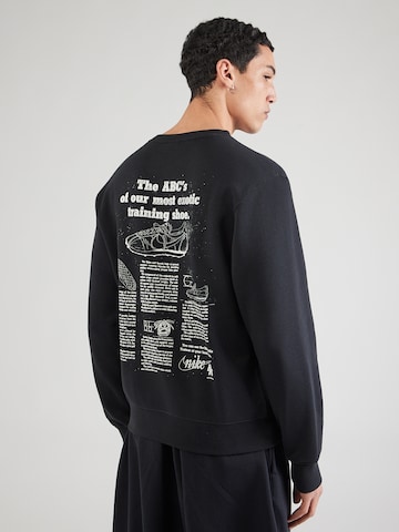 Nike Sportswear Tréning póló 'CLUB' - fekete: elől