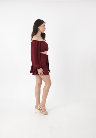 Gonna di Elara in rosso