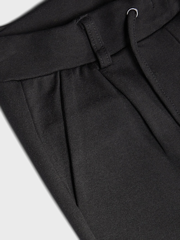 NAME IT - Slimfit Pantalón 'Nitida' en negro