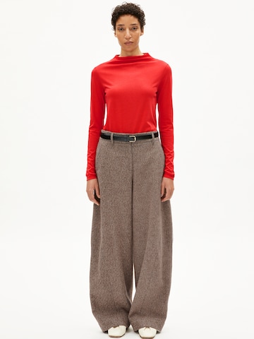 ARMEDANGELS Longsleeve CALUNAA in Rot