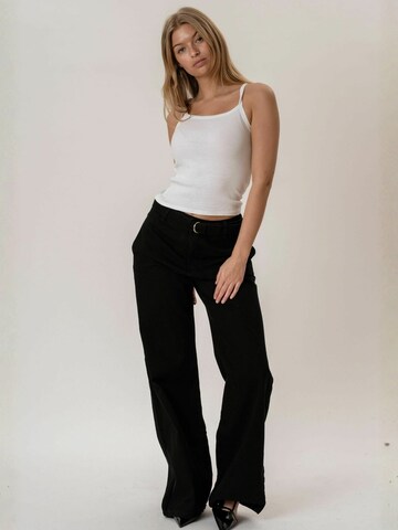 It's May Top ' Alba ' in White