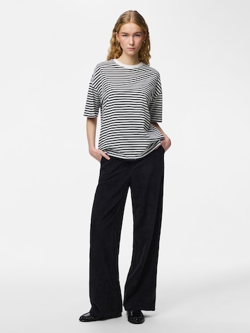 Maglietta 'PCSadie' di PIECES in bianco