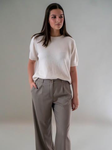 Pull-over 'Nina' WEARABLE STORIES en beige : devant